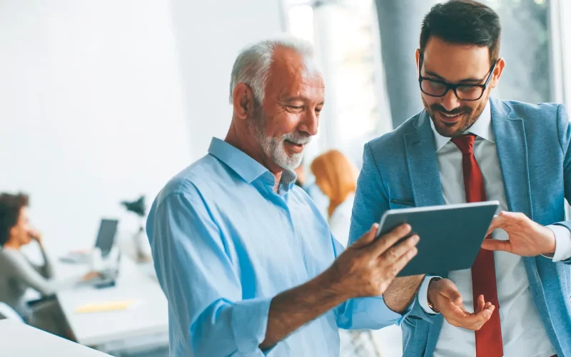 020 - Big Rock 2 of 6 - Recruit Diversely- 50s - 2340 x 1000 Blog Header